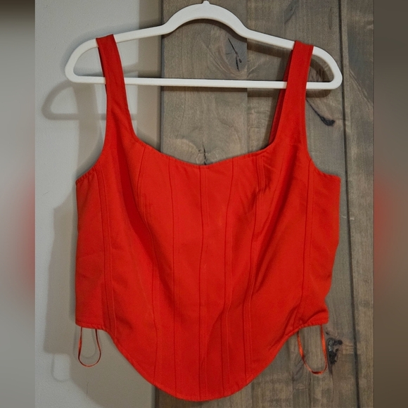 SINCERLY JULES Red Corset cropped top. Size Large NWOT - Picture 2 of 7